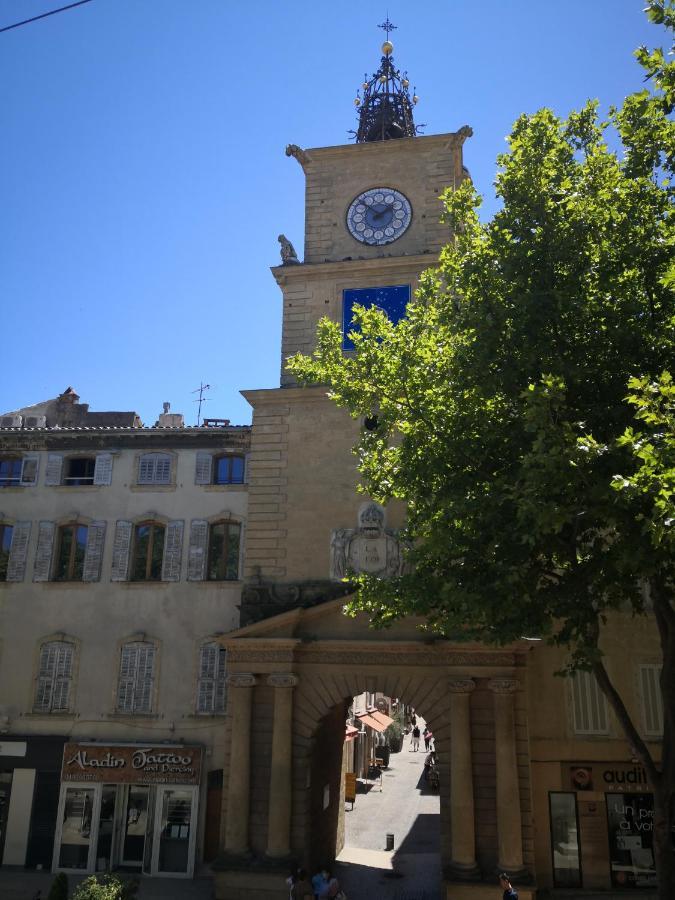 Grand Hôtel De La Poste Salon-de-Provence Exterior foto